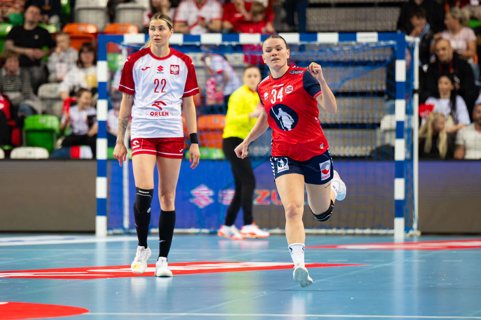 Norwegia górą przy pełnych trybunach